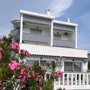 Panzió Rosa, Punat